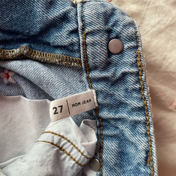 Pacsun Floral Denim Jeans - Picture 4 of 4